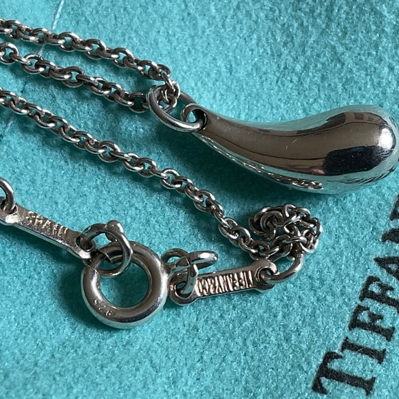 Tiffany teardrop Elsa Pretti necklace - Picture 5 of 6